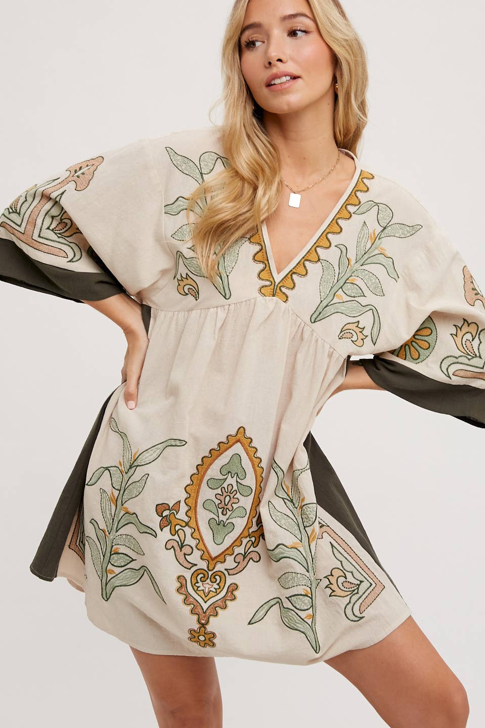 BOHO EMBROIDERED BABYDOLL DRESS