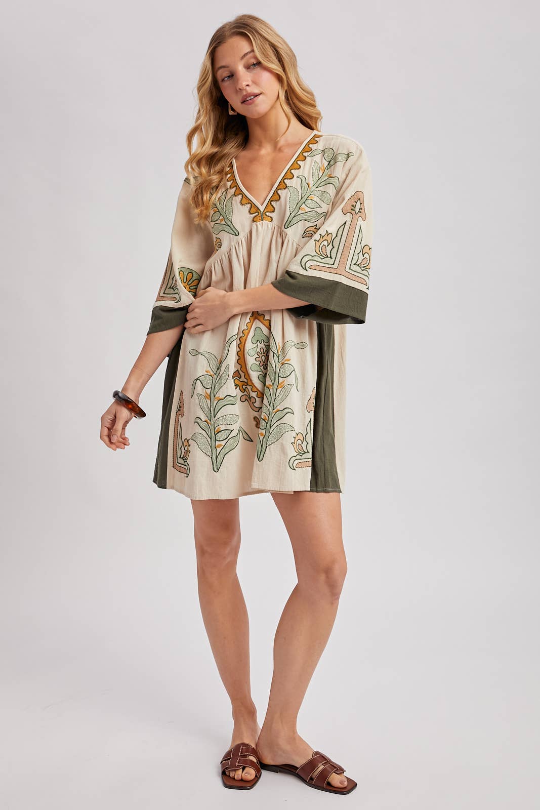 BOHO EMBROIDERED BABYDOLL DRESS