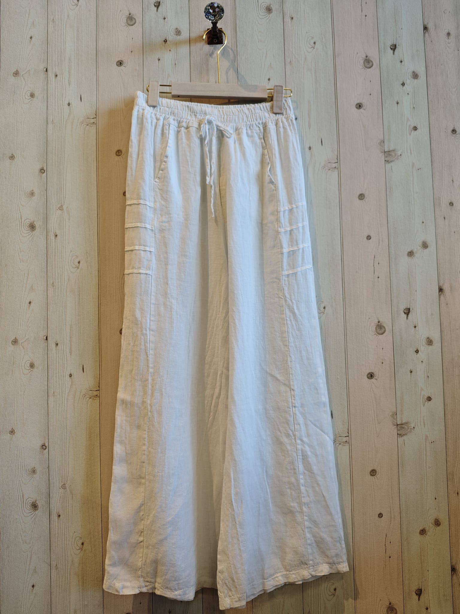 Linen Trousers with Pockets