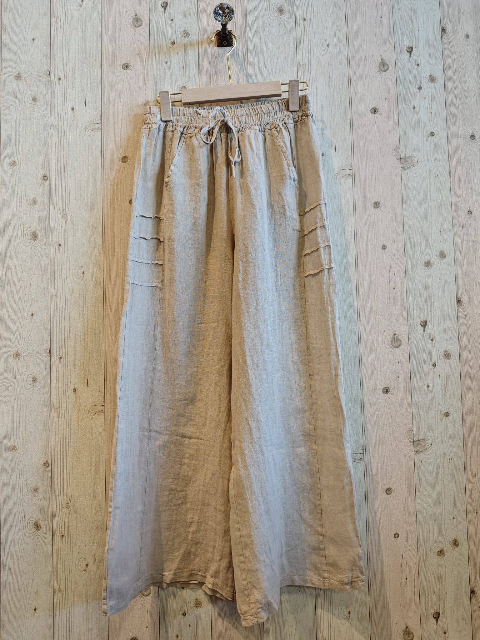 Linen Trousers with Pockets