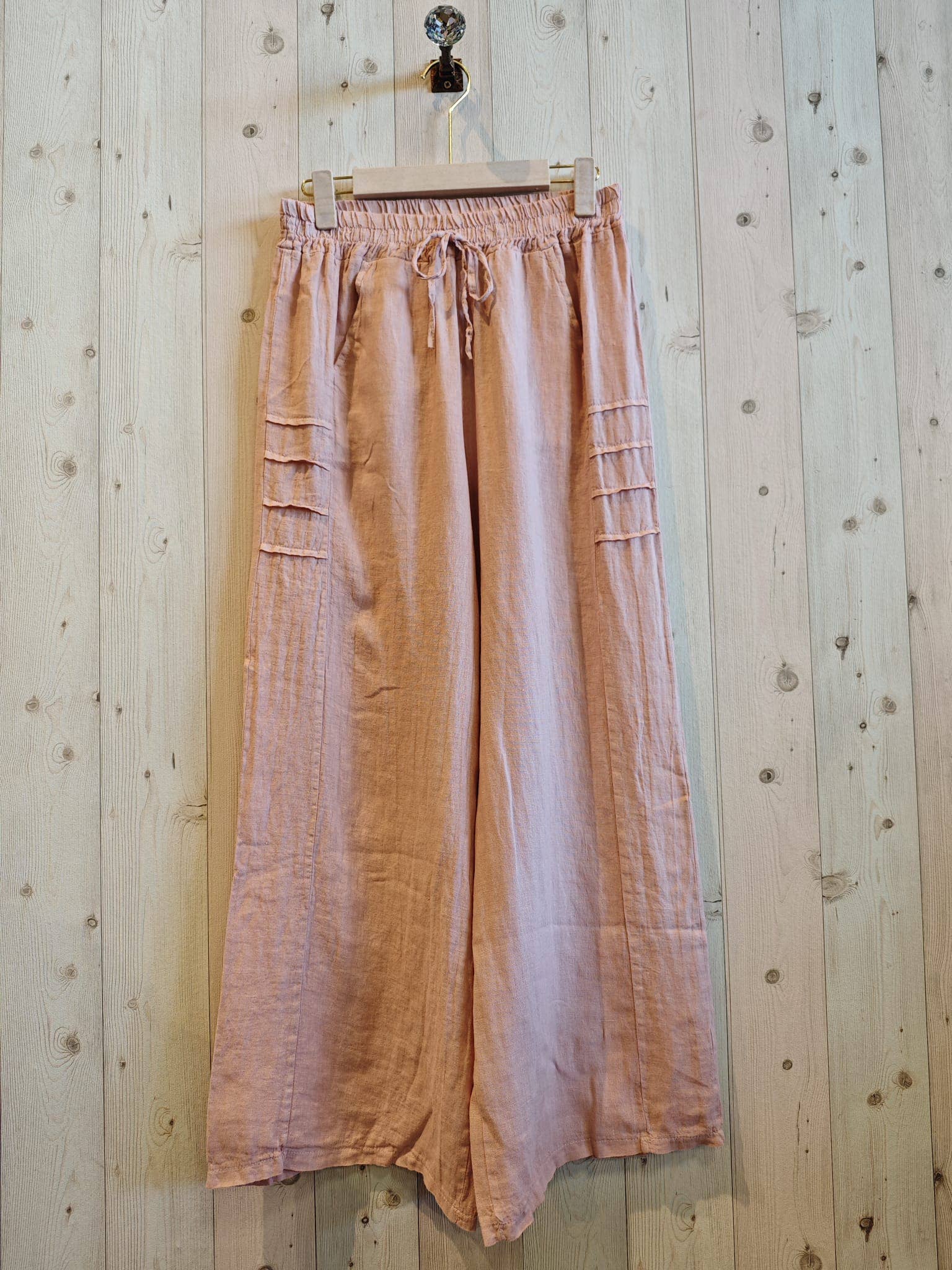 Linen Trousers with Pockets