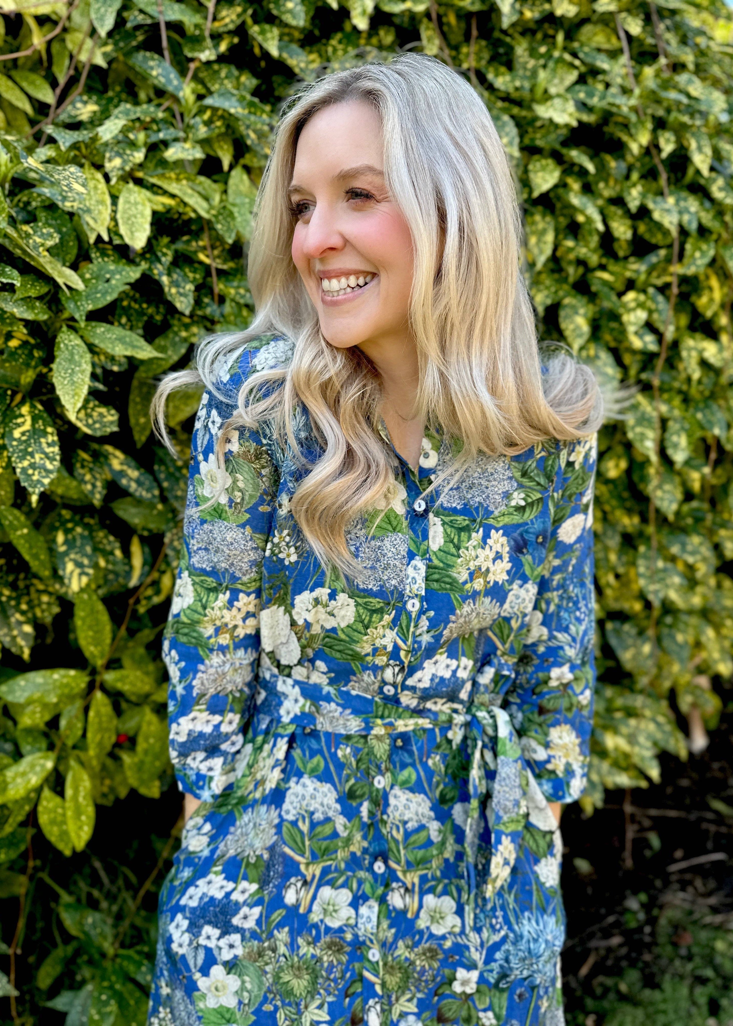 Lydia Leinenkleid - Frühlingsblau