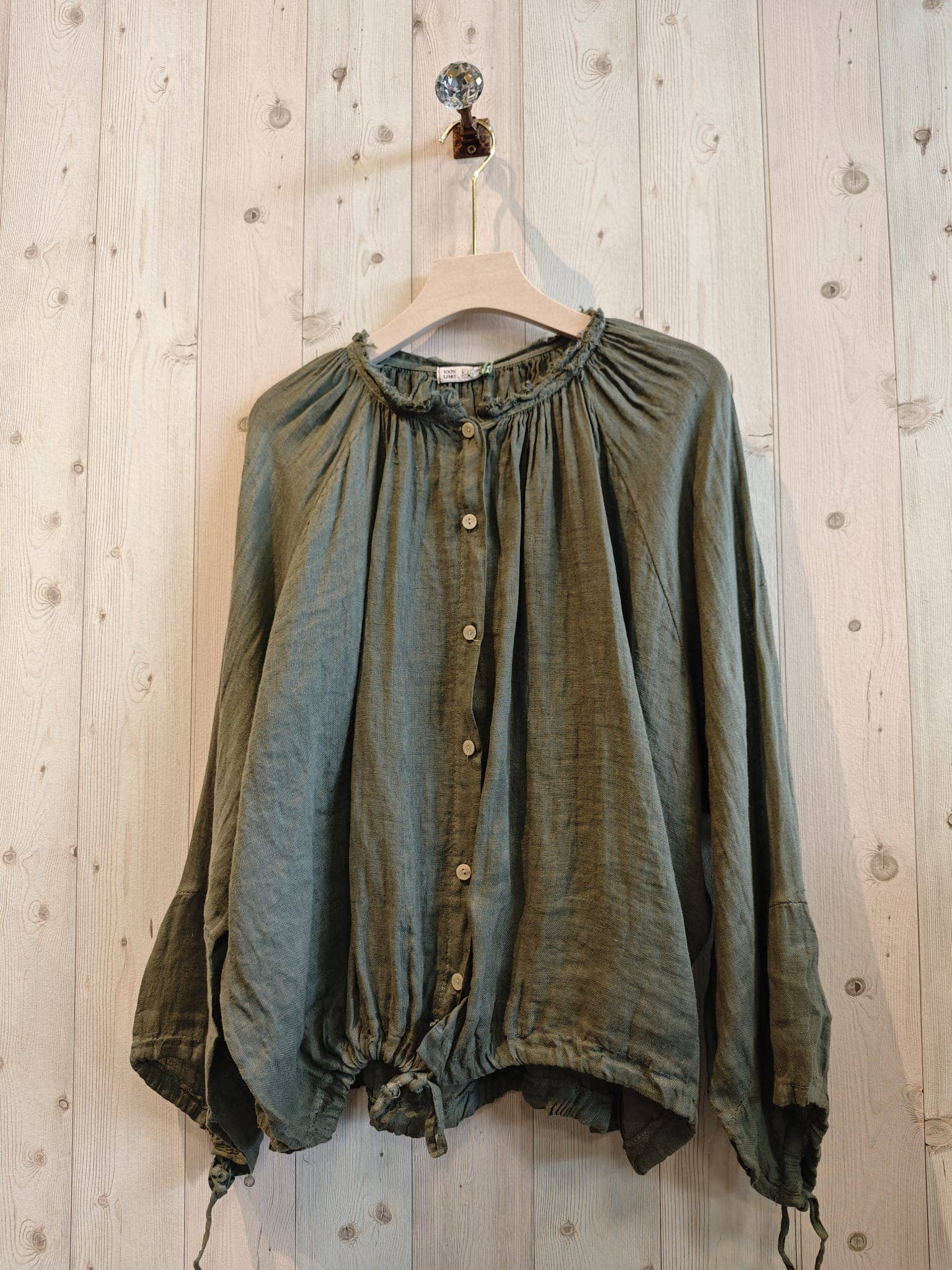 REF 83688 BLOUSE 100% LINEN CLOSED
