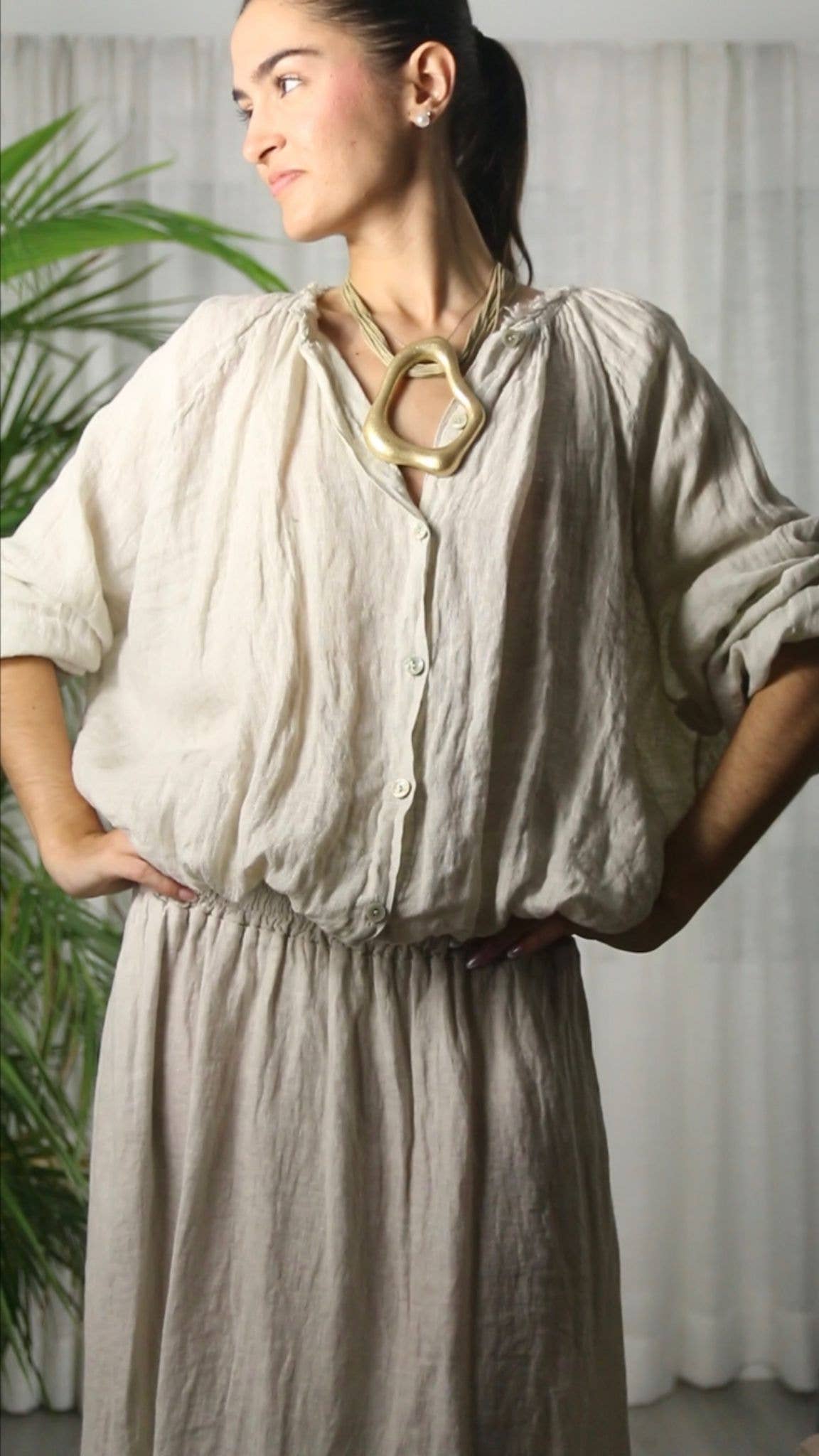 REF 83688 BLOUSE 100% LINEN CLOSED