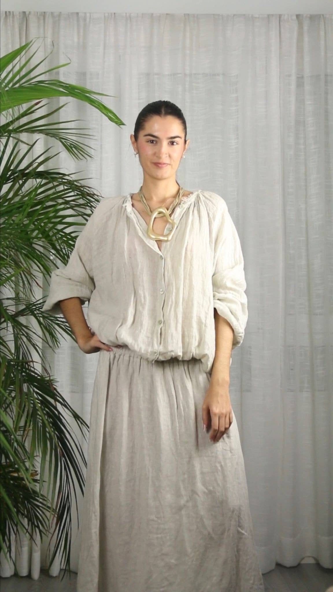 REF 83688 BLOUSE 100% LINEN CLOSED