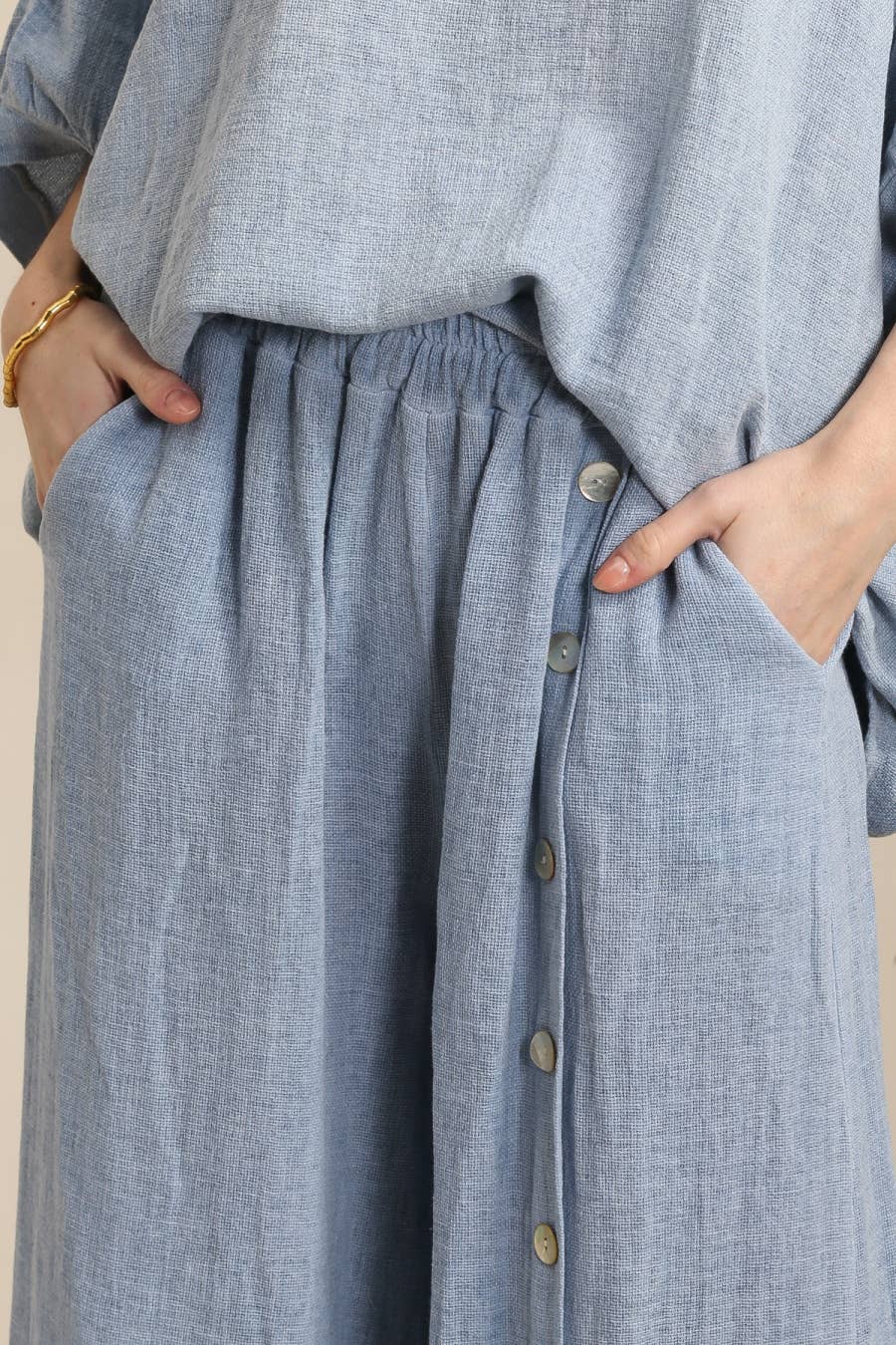 Trousers in 50% cotton 50% linen REF. 8007