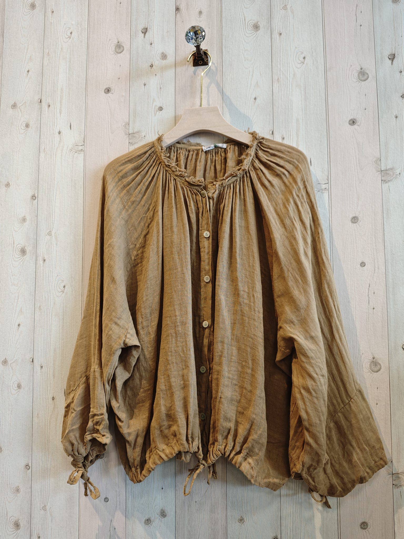 REF 83688 BLOUSE 100% LINEN CLOSED