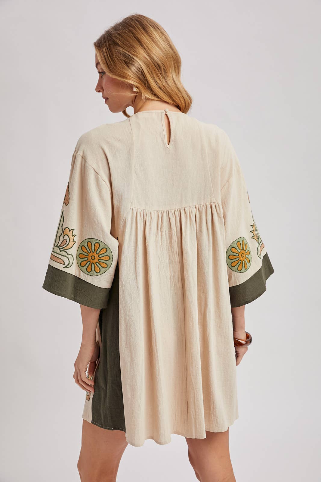 BOHO EMBROIDERED BABYDOLL DRESS