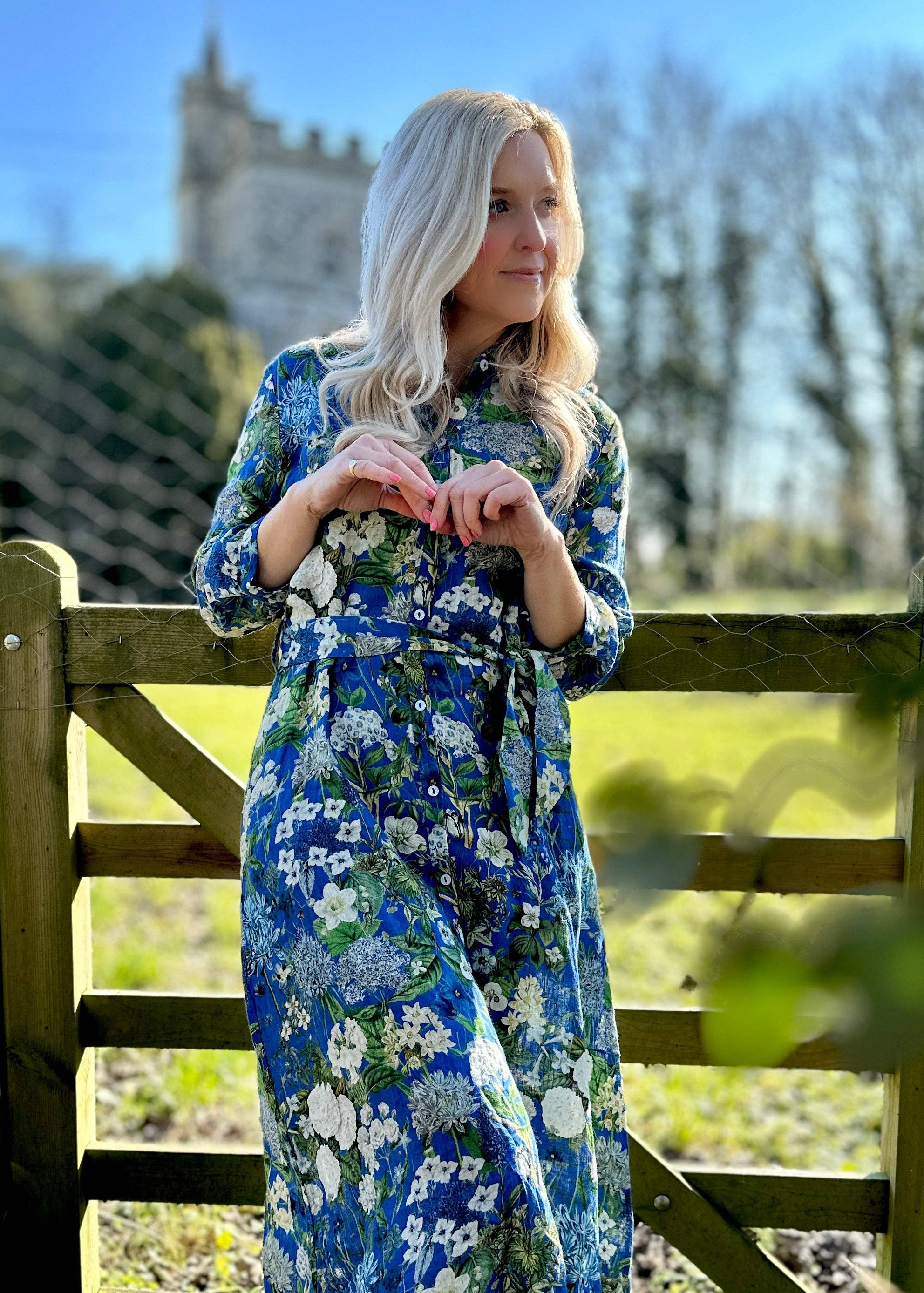 Lydia Leinenkleid - Frühlingsblau